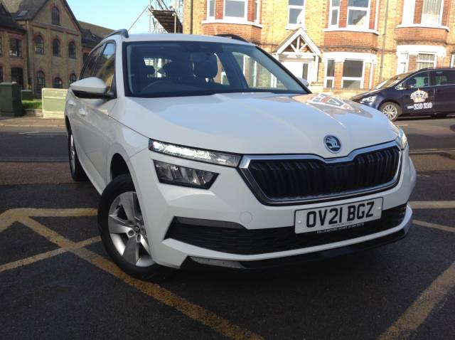 Skoda Kamiq 1.0 TSI 95 S 5dr Hatchback Petrol White