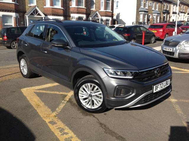 Volkswagen T-Roc 1.5 TSI Life 5dr DSG Hatchback Petrol Grey