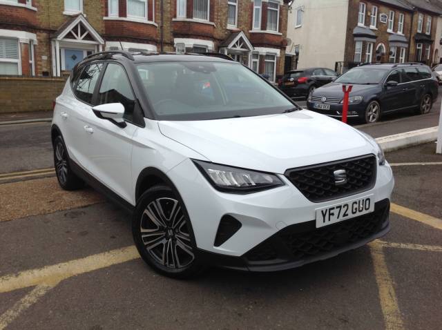 SEAT Arona 1.0 TSI 110 SE Technology 5dr DSG Hatchback Petrol White
