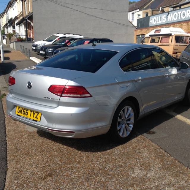 2016 Volkswagen Passat 2.0 TDI SE Business 4dr DSG