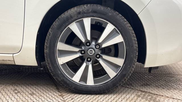 2017 Nissan Leaf 0.0 80kW Tekna 30kWh 5dr Auto
