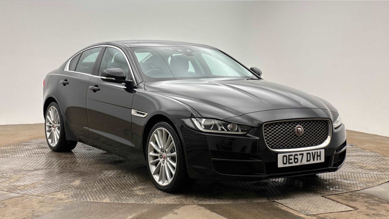 2017 Jaguar XE